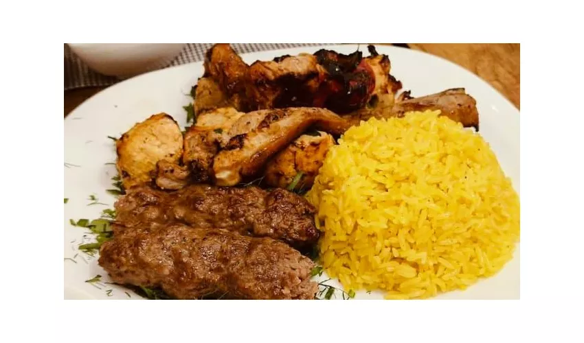 مطعم البركة