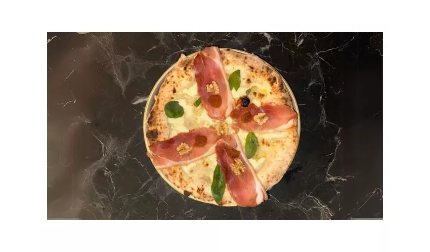 Dieci Cocktail & Pizza