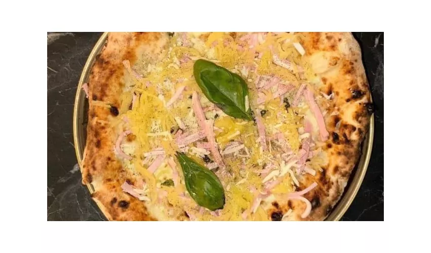 Dieci Cocktail & Pizza