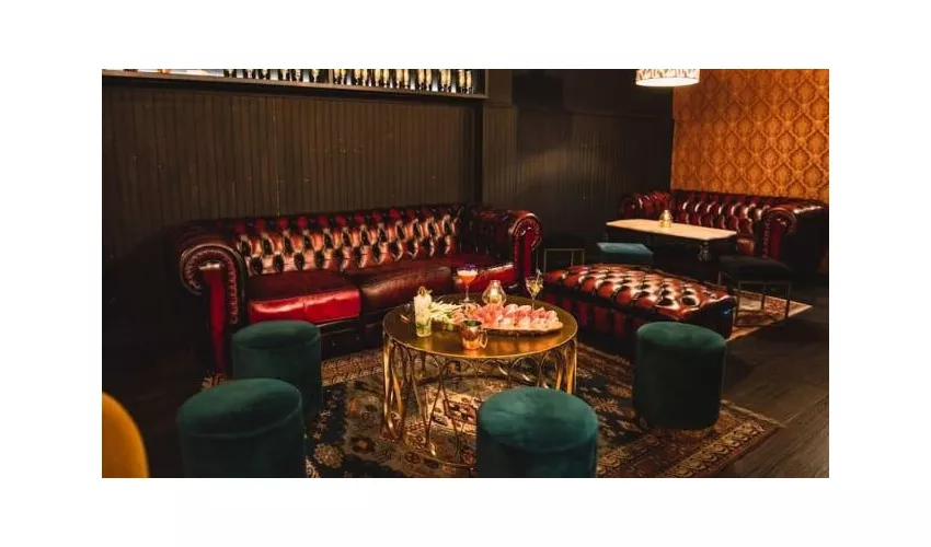 Dieci Cocktail & Pizza