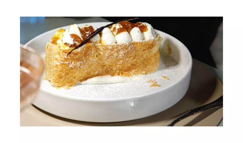 L' Amo Bistrot & Cocktail Bar