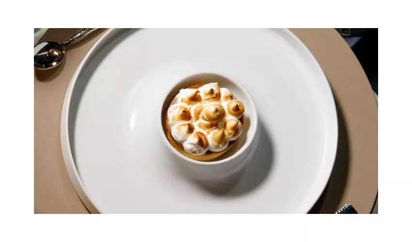 L' Amo Bistrot & Cocktail Bar