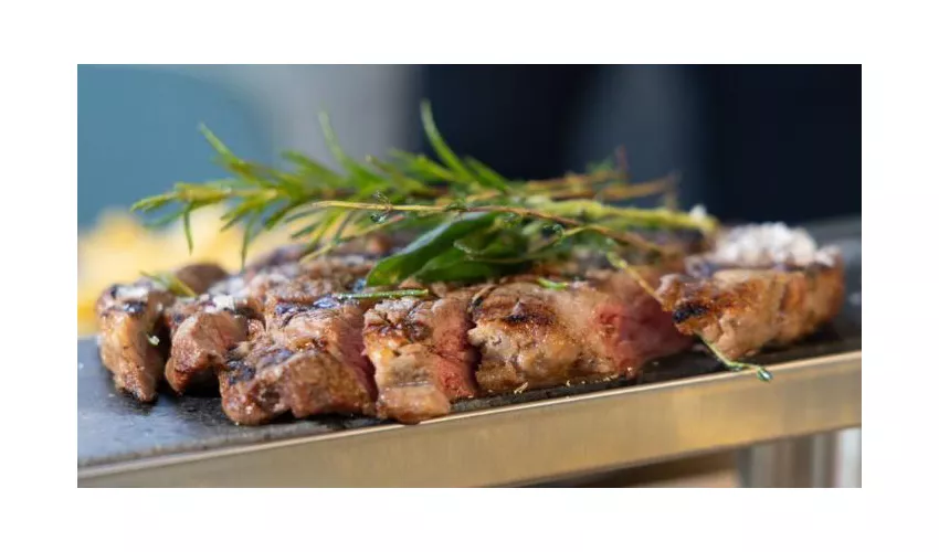 L' Amo Bistrot & Cocktail Bar