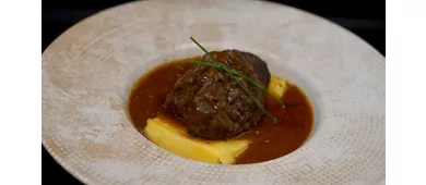 Castrum Wine Bar & Bistrot