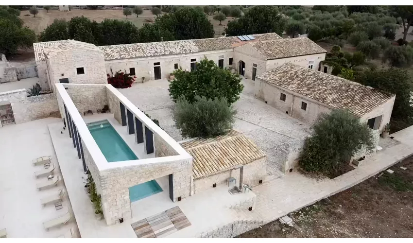 La Chiusa Country House