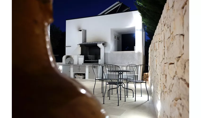 Unique Trullo