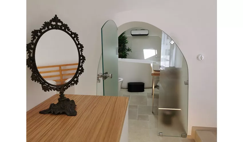 Unique Trullo
