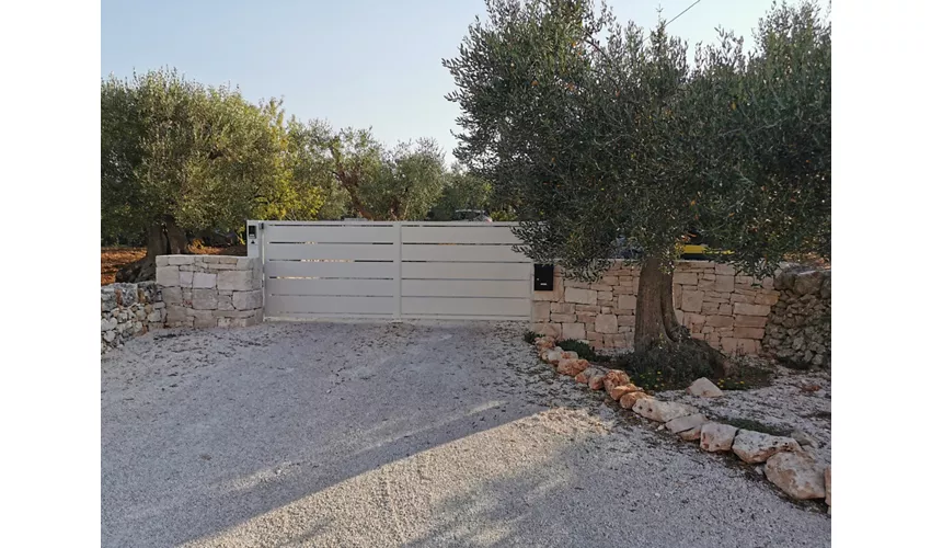 Unique Trullo