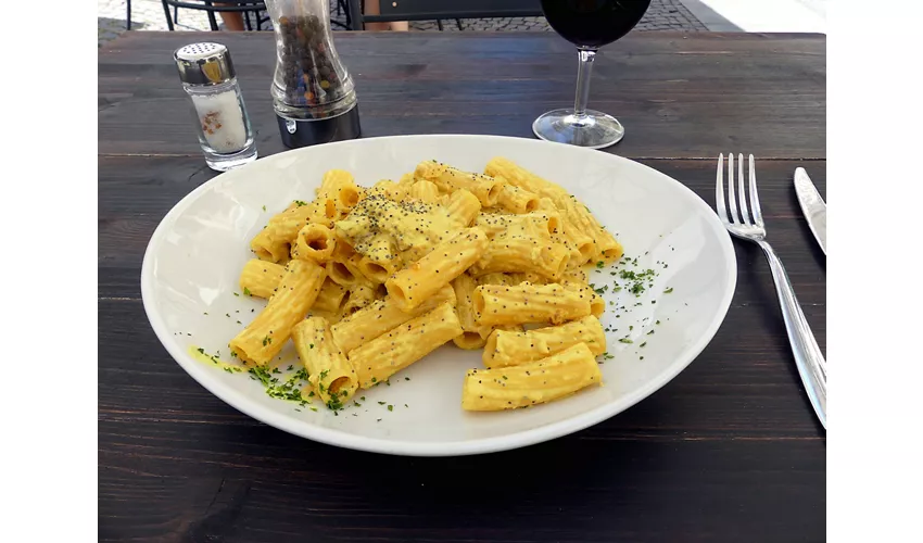 Mezzaluna