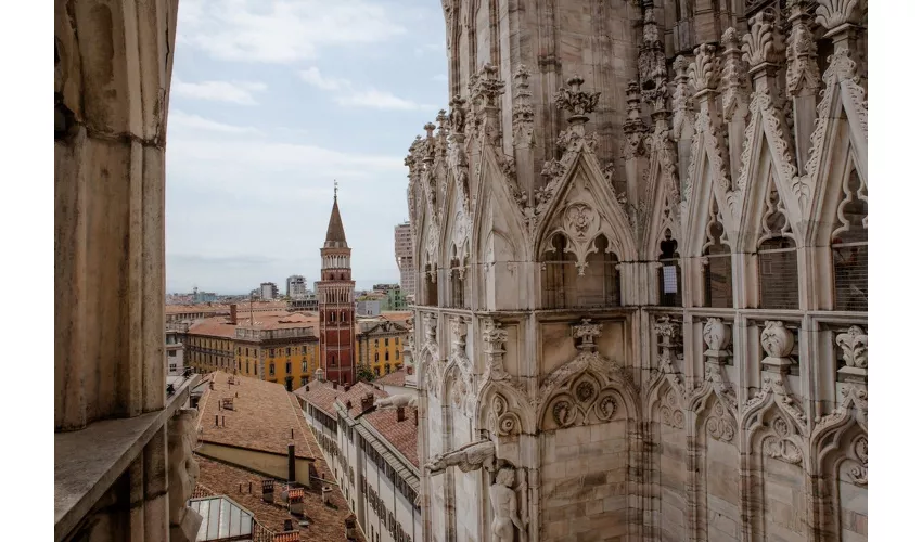 Duomo de Milán: Tour guiado + Acceso a las azoteas