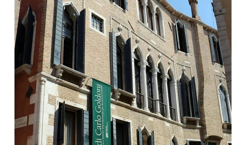 Museos del Settecento Veneziano: Ca'Rezzonico, Palacio Mocenigo y Casa Goldoni