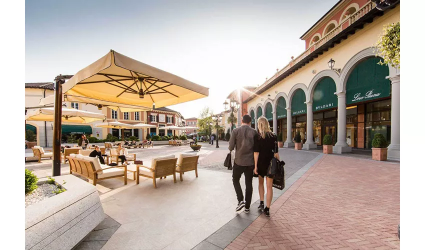 Serravalle Designer Outlet: Roundtrip from Milan