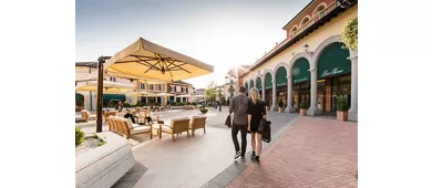 Serravalle Designer Outlet: Roundtrip from Milan