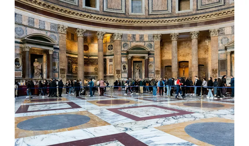 Rome Pantheon: Fast Track Ticket + Guided Tour