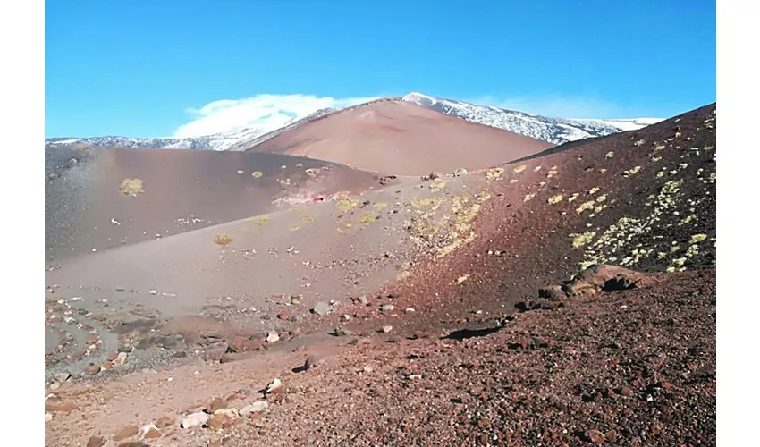 Monte Etna: Excursión en Jeep, Monte Sartorius + Cueva de los Ladrones