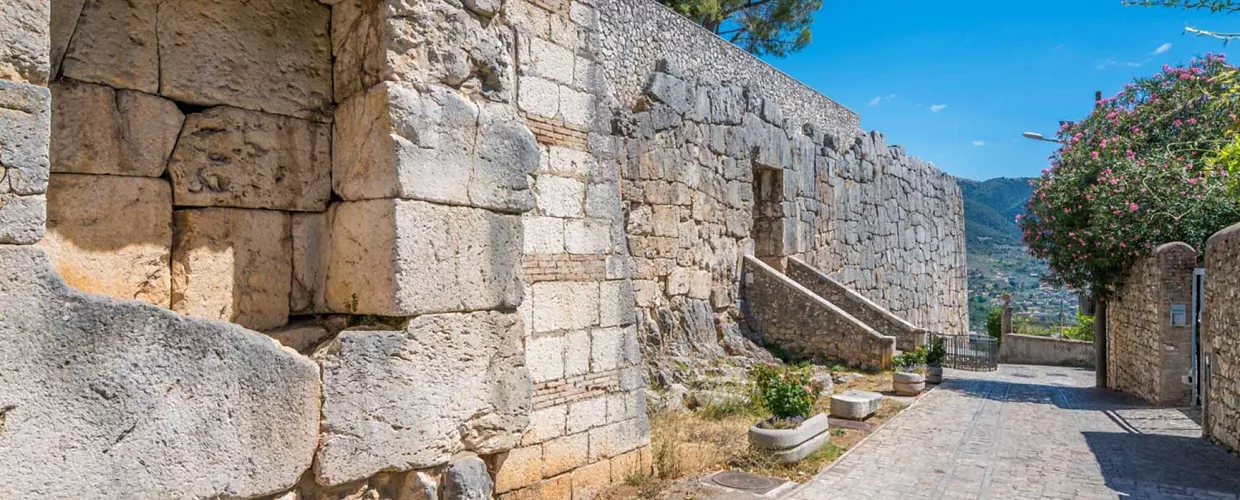 Acrópole de Alatri