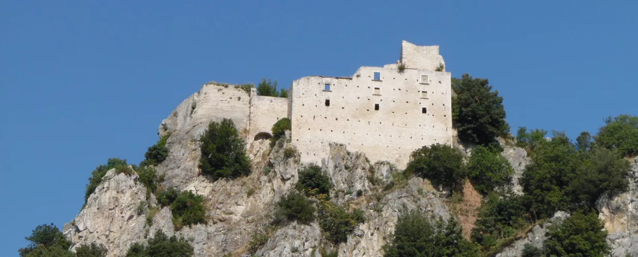 2480X1000_bagnoli_del_trigno_destination.jpg