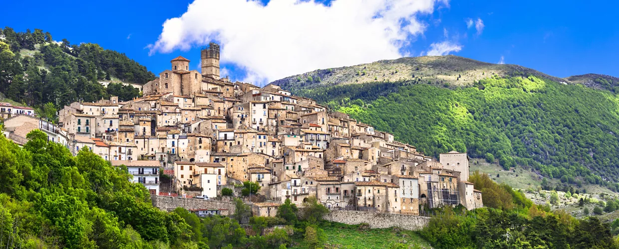 Castel del Monte, borgo in Abruzzo: cosa vedere - Italia.it