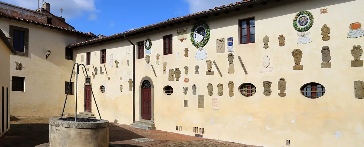 Castello dei Vicari in Lari