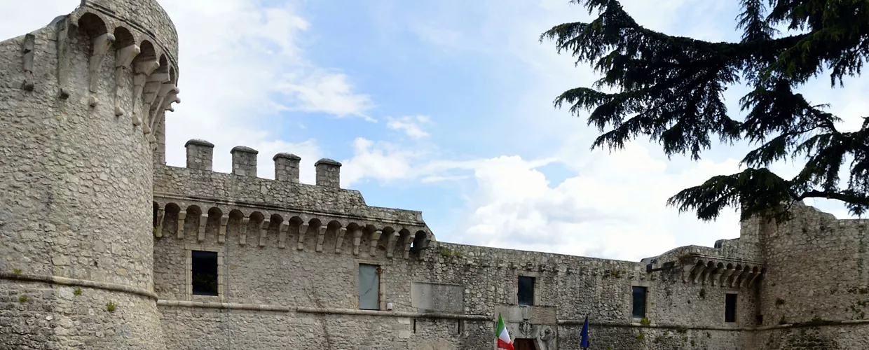 Castillo Orsini-Colonna
