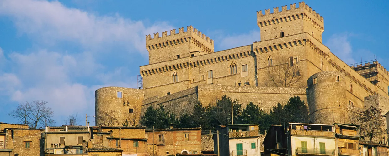 Castelo Piccolomini - Coleção Torlonia e Museu de Arte Sacra de Marsica