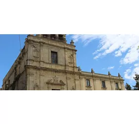 La Iglesia de Santa Clara.