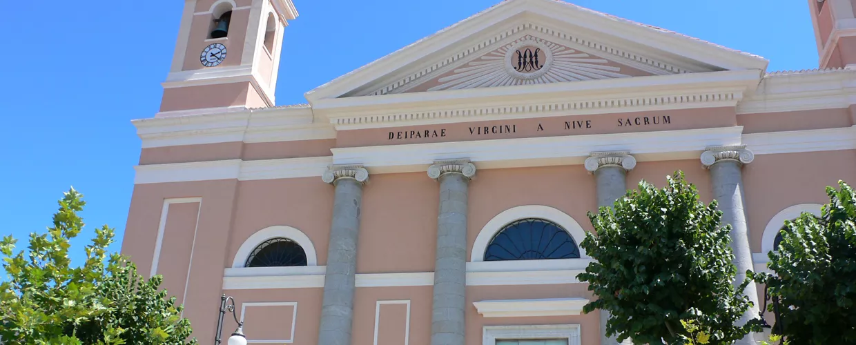 Catedral de Santa Maria della Neve