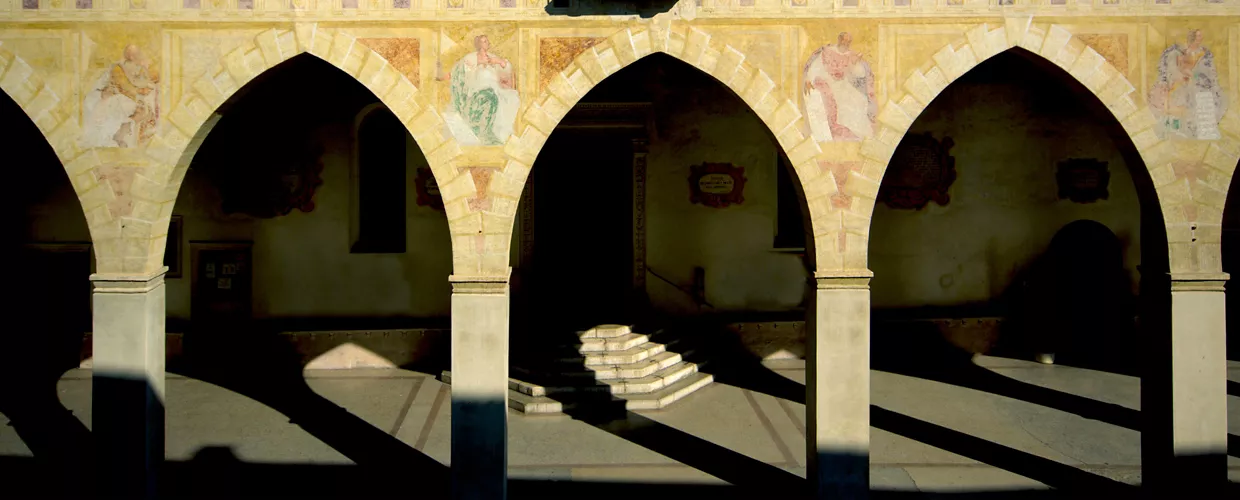 Catedral y sala de los Battuti de Conegliano