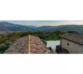 Eremo di San Pietro in Vigneto: spiritualità e natura nel cuore dell'Umbria