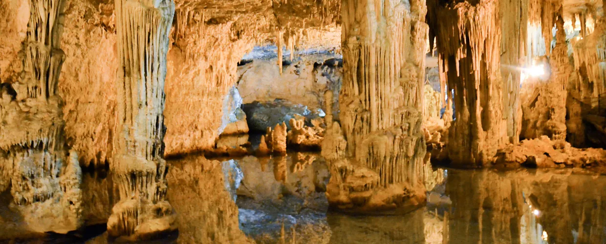 Grotte de Neptune