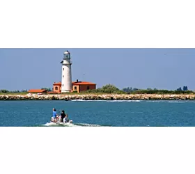 Il Faro di Goro - L'Isola Dell' Amore