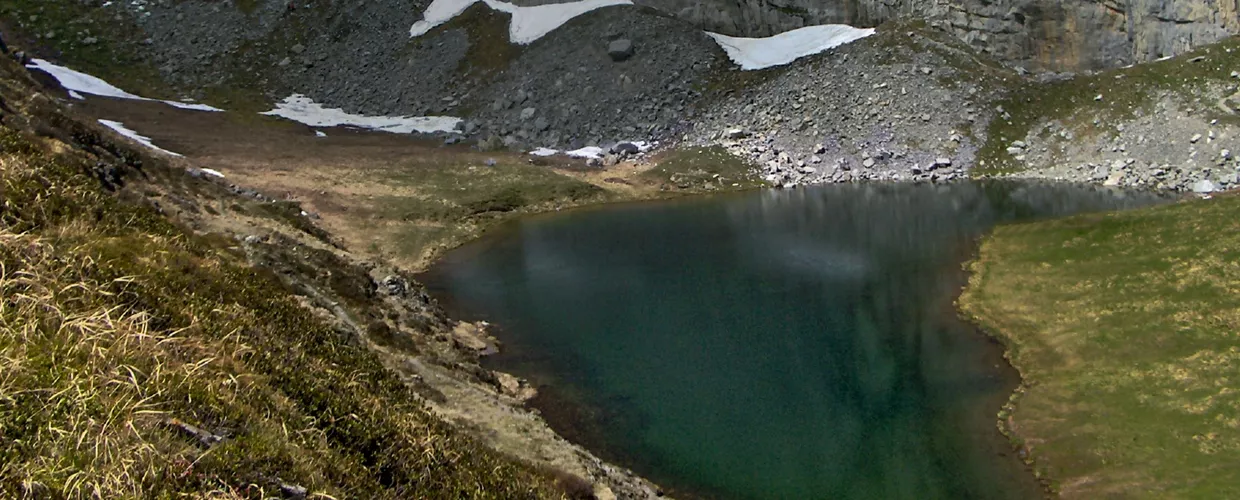 Lago Avostanis