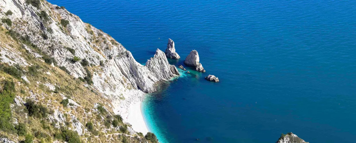 Spiaggia delle Due Sorelle