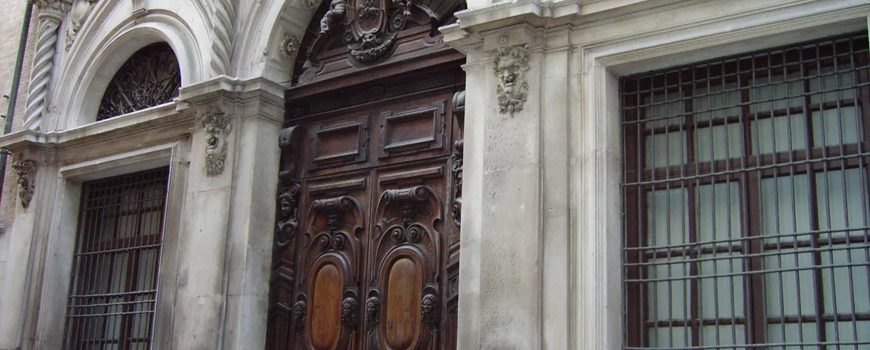 Loggia dei Mercanti