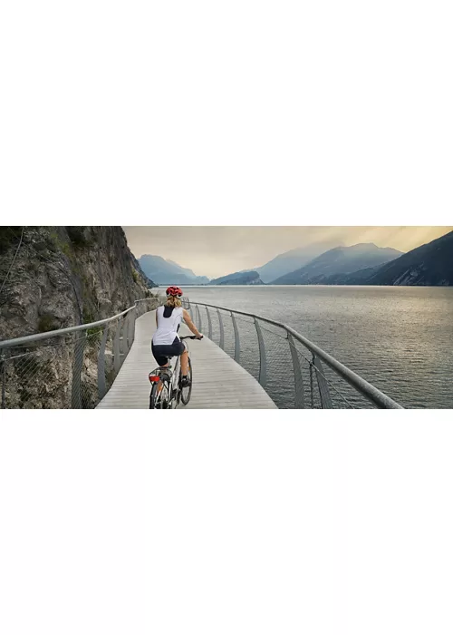 Passerella sospesa della ciclopedonale di Limone sul Garda