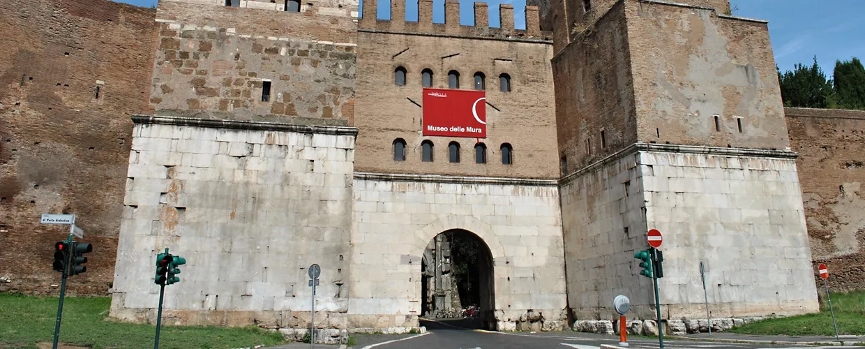 Puerta de San Sebastián