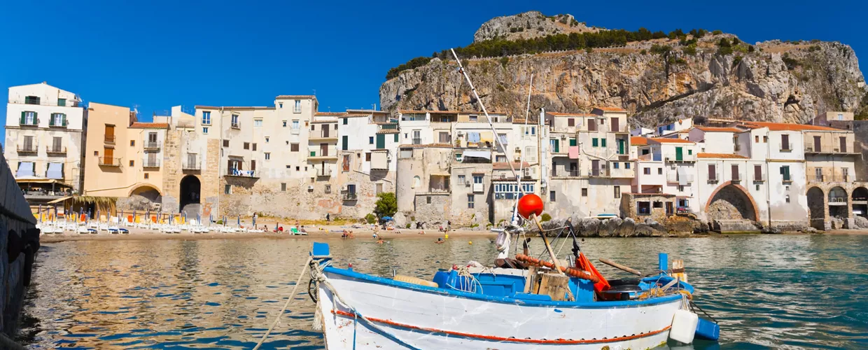 Cefalù port