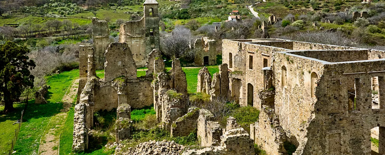 Ruinas de Campomaggiore Vecchio