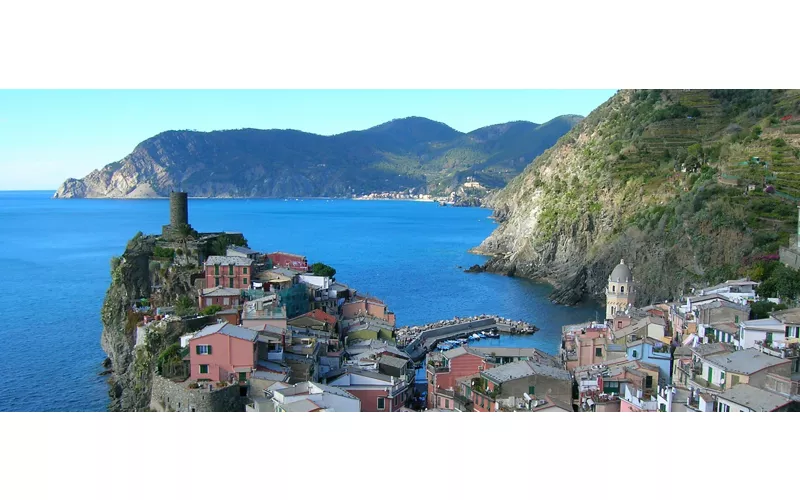 Un itinerario tra vigneti, panorami e antiche mulattiere