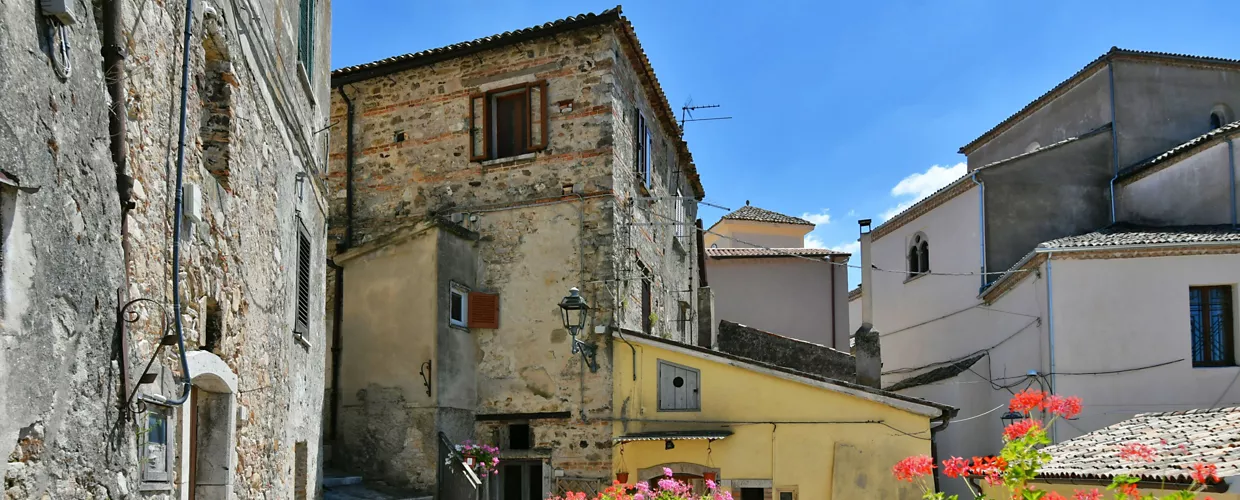 Zungoli, a village in Campania what to see Italia.it