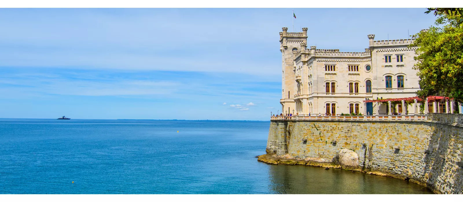 castello miramare trieste