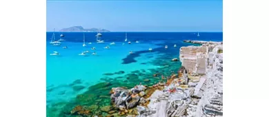 Favignana e Levanzo: Tour in barca da Trapani + Pranzo