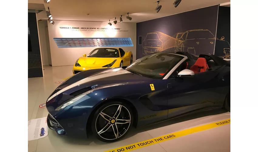 Museo Ferrari: Entrada