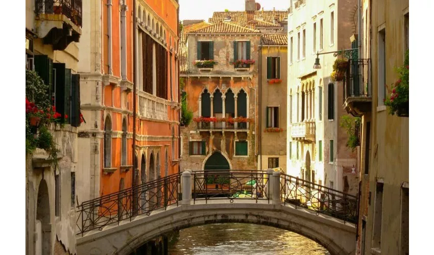 Venice: Rooftop Prosecco Aperitif in San Marco