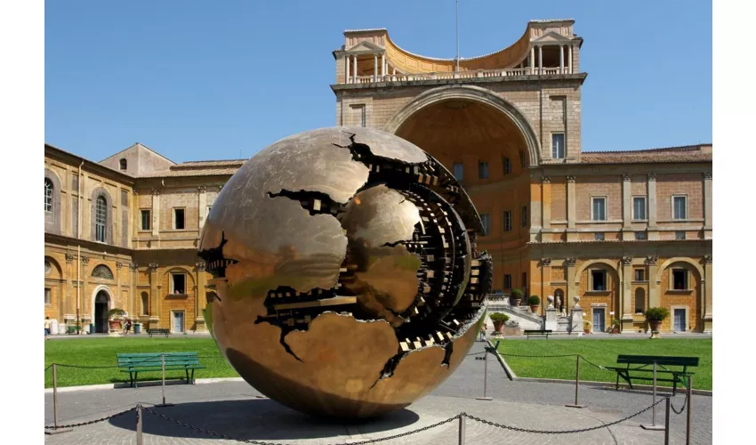 Museos Vaticanos y Basílica de San Pedro: Entrada de acceso rápido + Tour guiado