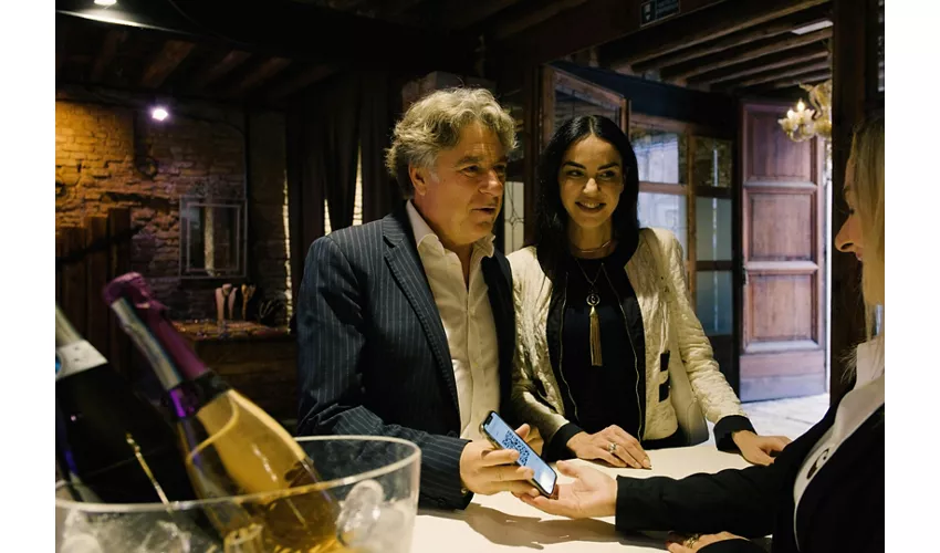 Murano: Spettacolo di soffiatura del vetro con Prosecco