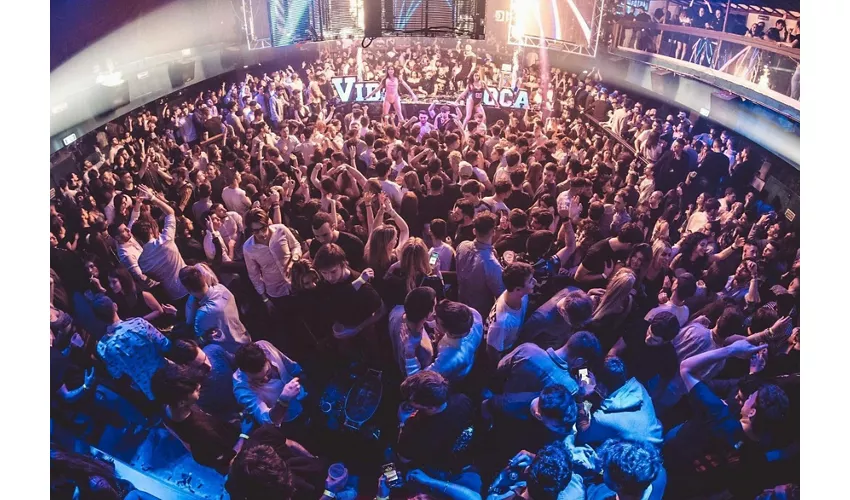 Bologna: visita guidata ai pub italiani