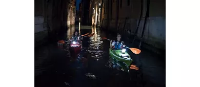 Venice: Guided Sunset Kayak Tour