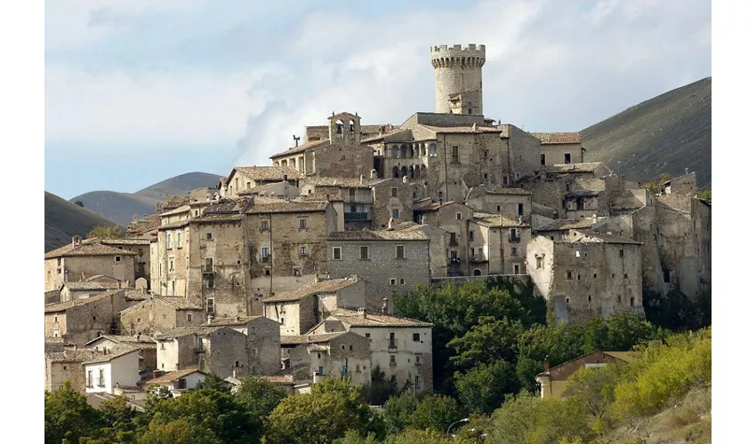 Abruzzo: tour guidato per piccoli gruppi da Roma + pranzo