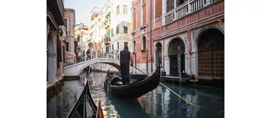 Venecia: Serenata en góndola por el Gran Canal